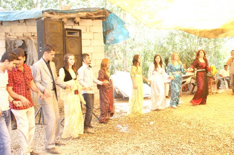 Yüksekova'da 19-20 Haziran 2010 tarihleri arasında evlenen çiftleri sizler için sayfamıza taşıdık.