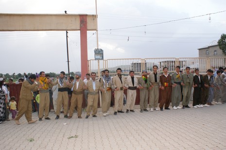 Yüksekova'da 19-20 Haziran 2010 tarihleri arasında evlenen çiftleri sizler için sayfamıza taşıdık.