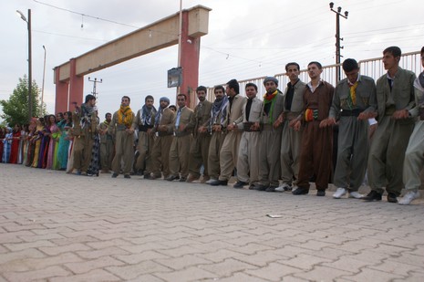 Yüksekova'da 19-20 Haziran 2010 tarihleri arasında evlenen çiftleri sizler için sayfamıza taşıdık.