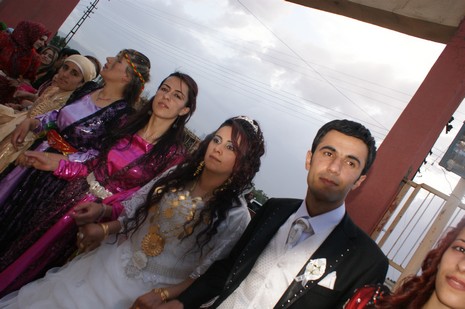 Yüksekova'da 19-20 Haziran 2010 tarihleri arasında evlenen çiftleri sizler için sayfamıza taşıdık.