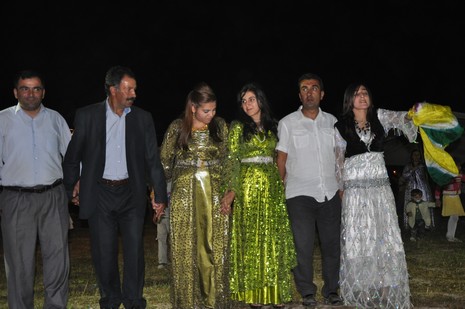 Yüksekova'da 26-27 Haziran 2010 tarihleri arasında evlenen çiftleri sizler için sayfamıza taşıdık.