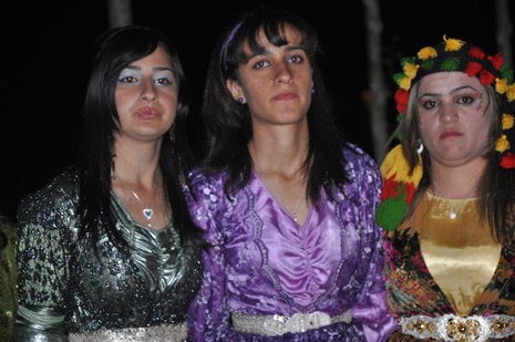 Yüksekova'da 26-27 Haziran 2010 tarihleri arasında evlenen çiftleri sizler için sayfamıza taşıdık.