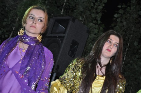 Yüksekova'da 26-27 Haziran 2010 tarihleri arasında evlenen çiftleri sizler için sayfamıza taşıdık.