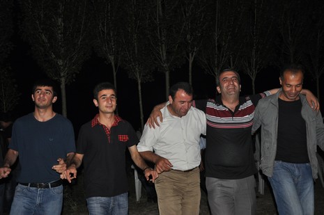 Yüksekova'da 26-27 Haziran 2010 tarihleri arasında evlenen çiftleri sizler için sayfamıza taşıdık.