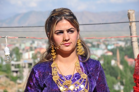 Yüksekova'da 26-27 Haziran 2010 tarihleri arasında evlenen çiftleri sizler için sayfamıza taşıdık.