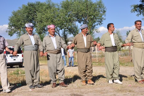 Yüksekova'da 26-27 Haziran 2010 tarihleri arasında evlenen çiftleri sizler için sayfamıza taşıdık.