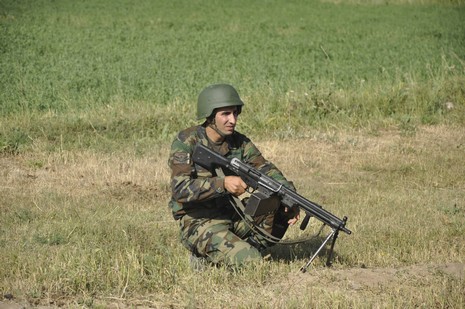 Yüksekovada yapılacak olan THY tören atma merasimi için Ulaştırma Bakanı Binali Yıldırım, Tarım ve Köyişleri Bakanı Mehdi Eker havaalanının temelini attı. 