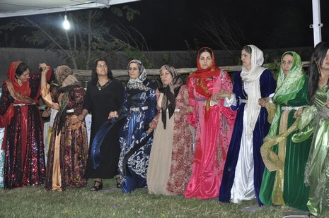 Yüksekova'da 17.18 Temmuz 2010 tarihleri arasında evlenen çiftleri sizler için sayfamıza taşıdık.