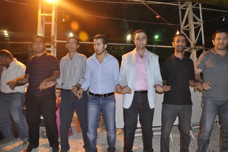 Yüksekova'da 17.18 Temmuz 2010 tarihleri arasında evlenen çiftleri sizler için sayfamıza taşıdık.