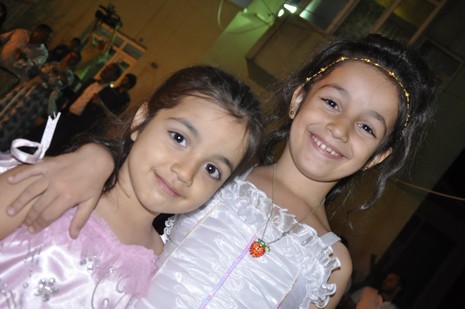 Yüksekova'da 17.18 Temmuz 2010 tarihleri arasında evlenen çiftleri sizler için sayfamıza taşıdık.