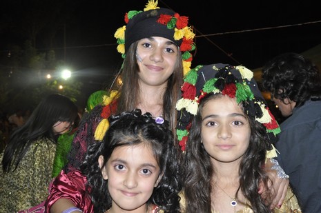 Yüksekova'da 17.18 Temmuz 2010 tarihleri arasında evlenen çiftleri sizler için sayfamıza taşıdık.