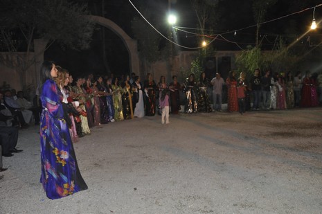 Yüksekova'da 17.18 Temmuz 2010 tarihleri arasında evlenen çiftleri sizler için sayfamıza taşıdık.