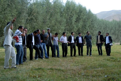 24-25.07.2010 tarihlerinde Yüksekva'da dünya evine giren bazı çiftlerimizi sizler için sayfamıza taşıdık