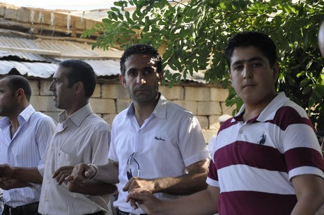 24-25.07.2010 tarihlerinde Yüksekva'da dünya evine giren bazı çiftlerimizi sizler için sayfamıza taşıdık