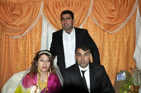 30-31.07.2010 tarihlerinde Yüksekva'da dünya evine giren bazı çiftlerimizi sizler için sayfamıza taşıdık