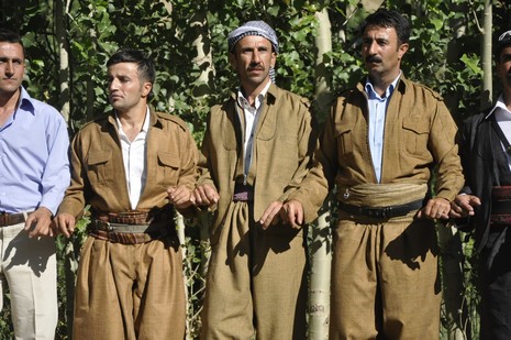 30-31.07.2010 tarihlerinde Yüksekva'da dünya evine giren bazı çiftlerimizi sizler için sayfamıza taşıdık