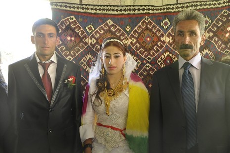 30-31.07.2010 tarihlerinde Yüksekva'da dünya evine giren bazı çiftlerimizi sizler için sayfamıza taşıdık