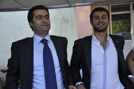 30-31.07.2010 tarihlerinde Yüksekva'da dünya evine giren bazı çiftlerimizi sizler için sayfamıza taşıdık