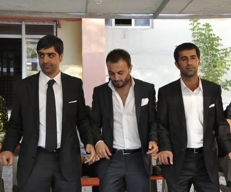 30-31.07.2010 tarihlerinde Yüksekva'da dünya evine giren bazı çiftlerimizi sizler için sayfamıza taşıdık