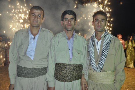 30-31.07.2010 tarihlerinde Yüksekva'da dünya evine giren bazı çiftlerimizi sizler için sayfamıza taşıdık