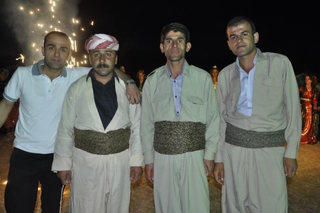 30-31.07.2010 tarihlerinde Yüksekva'da dünya evine giren bazı çiftlerimizi sizler için sayfamıza taşıdık