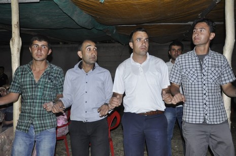 30-31.07.2010 tarihlerinde Yüksekva'da dünya evine giren bazı çiftlerimizi sizler için sayfamıza taşıdık