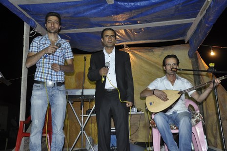 30-31.07.2010 tarihlerinde Yüksekva'da dünya evine giren bazı çiftlerimizi sizler için sayfamıza taşıdık