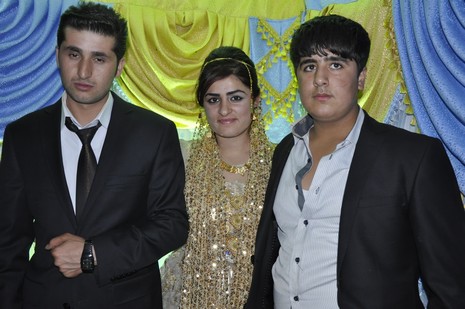 Yüksekova'da 7-8 Ağustos 2010 tarihlerinde dünya evine giren çiftlerimizi sizler için sayfamıza taşıdık. Yüksekova Güncel Ailesi olarak tüm çiftlerimize mutluluklar dileriz