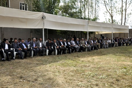 Yüksekova'da 18-19 Eylül 2010 tarihlerinde dünya evine giren çiftlerimizi sizler için sayfamıza taşıdık. Yüksekova Güncel Ailesi olarak tüm çiftlerimize mutluluklar dileriz...