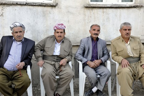 Yüksekova'da 18-19 Eylül 2010 tarihlerinde dünya evine giren çiftlerimizi sizler için sayfamıza taşıdık. Yüksekova Güncel Ailesi olarak tüm çiftlerimize mutluluklar dileriz...