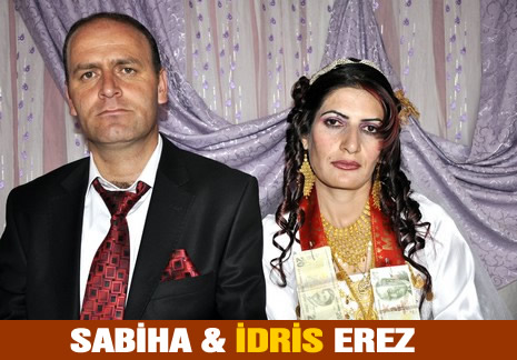 Yüksekova'da 02.03.2010 Ekim2010 tarihlerinde dünya evine giren çiftlerimizi sizler için sayfamıza taşıdık. Yüksekova Güncel Ailesi olarak tüm çiftlerimize mutluluklar dileriz...