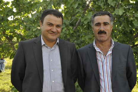 Yüksekova'da 02.03.2010 Ekim2010 tarihlerinde dünya evine giren çiftlerimizi sizler için sayfamıza taşıdık. Yüksekova Güncel Ailesi olarak tüm çiftlerimize mutluluklar dileriz...