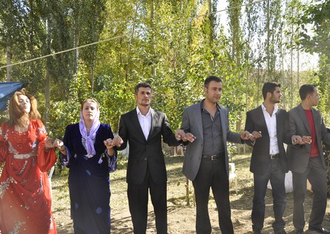 Yüksekova'da 10.10. Ekim 2010 tarihleri arasında evlenen çiftleri sizler için sayfamıza taşıdık. Yüksekova Güncel olarak tüm çiftlerimize mutluluklar dileriz