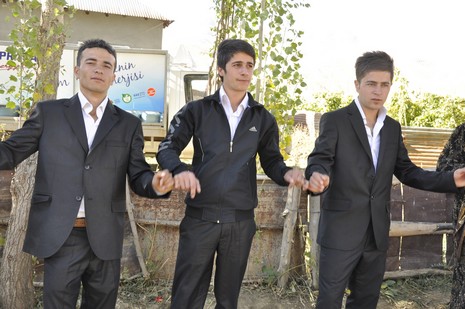 Yüksekova'da 10.10. Ekim 2010 tarihleri arasında evlenen çiftleri sizler için sayfamıza taşıdık. Yüksekova Güncel olarak tüm çiftlerimize mutluluklar dileriz