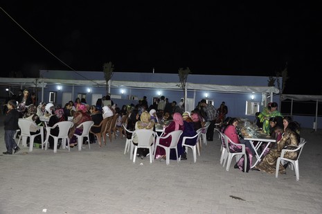 Yüksekova'da 16.17. Ekim 2010 tarihleri arasında evlenen çiftleri sizler için sayfamıza taşıdık. Yüksekova Güncel olarak tüm çiftlerimize mutluluklar