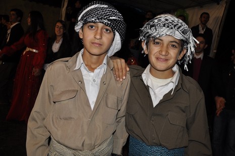 Yüksekova'da 16.17. Ekim 2010 tarihleri arasında evlenen çiftleri sizler için sayfamıza taşıdık. Yüksekova Güncel olarak tüm çiftlerimize mutluluklar