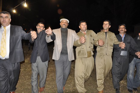 Yüksekova'da 16.17. Ekim 2010 tarihleri arasında evlenen çiftleri sizler için sayfamıza taşıdık. Yüksekova Güncel olarak tüm çiftlerimize mutluluklar