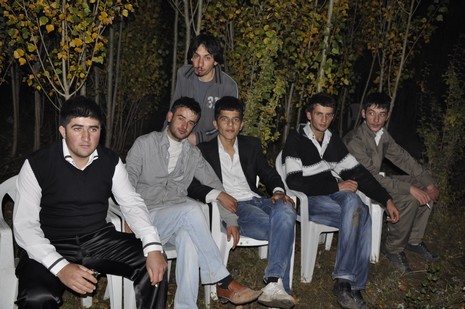 Yüksekova'da 16.17. Ekim 2010 tarihleri arasında evlenen çiftleri sizler için sayfamıza taşıdık. Yüksekova Güncel olarak tüm çiftlerimize mutluluklar