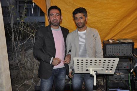 Yüksekova'da 30.31. Ekim 2010 tarihleri arasında evlenen çiftleri sizler için sayfamıza taşıdık. Yüksekova Güncel olarak tüm çiftlerimize mutluluklar dileriz