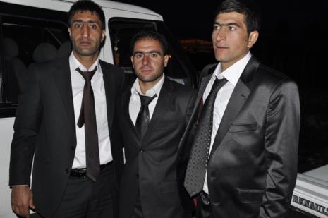 Yüksekova'da 30.31. Ekim 2010 tarihleri arasında evlenen çiftleri sizler için sayfamıza taşıdık. Yüksekova Güncel olarak tüm çiftlerimize mutluluklar dileriz