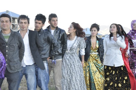 Yüksekova'da 06.07.11.2010 tarihleri arasında evlenen çiftleri sizler için sayfamıza taşıdık. Yüksekova Güncel olarak tüm çiftlerimize mutluluklar dileriz