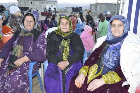 Yüksekova'da 06.07.11.2010 tarihleri arasında evlenen çiftleri sizler için sayfamıza taşıdık. Yüksekova Güncel olarak tüm çiftlerimize mutluluklar dileriz