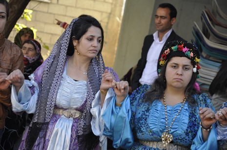 Yüksekova'da 06.07.11.2010 tarihleri arasında evlenen çiftleri sizler için sayfamıza taşıdık. Yüksekova Güncel olarak tüm çiftlerimize mutluluklar dileriz