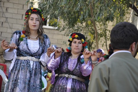 Yüksekova'da 06.07.11.2010 tarihleri arasında evlenen çiftleri sizler için sayfamıza taşıdık. Yüksekova Güncel olarak tüm çiftlerimize mutluluklar dileriz