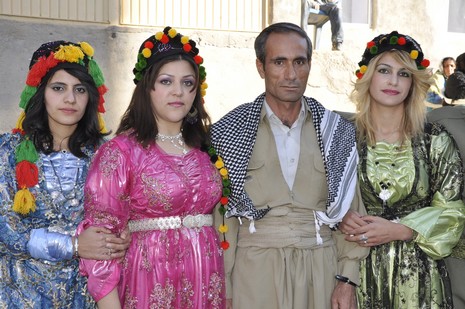 Yüksekova'da 06.07.11.2010 tarihleri arasında evlenen çiftleri sizler için sayfamıza taşıdık. Yüksekova Güncel olarak tüm çiftlerimize mutluluklar dileriz