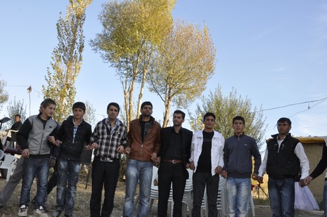 Yüksekova'da 06.07.11.2010 tarihleri arasında evlenen çiftleri sizler için sayfamıza taşıdık. Yüksekova Güncel olarak tüm çiftlerimize mutluluklar dileriz