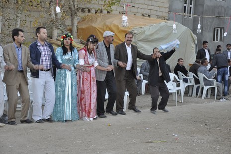 Yüksekova'da 06.07.11.2010 tarihleri arasında evlenen çiftleri sizler için sayfamıza taşıdık. Yüksekova Güncel olarak tüm çiftlerimize mutluluklar dileriz