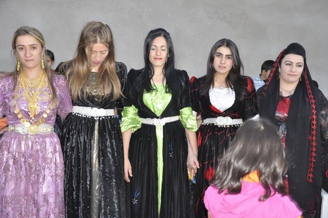 Yüksekova'da 06.07.11.2010 tarihleri arasında evlenen çiftleri sizler için sayfamıza taşıdık. Yüksekova Güncel olarak tüm çiftlerimize mutluluklar dileriz