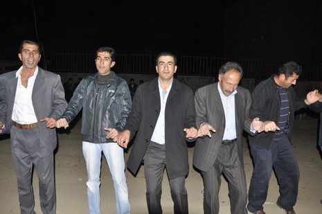 Yüksekova'da 06.07.11.2010 tarihleri arasında evlenen çiftleri sizler için sayfamıza taşıdık. Yüksekova Güncel olarak tüm çiftlerimize mutluluklar dileriz