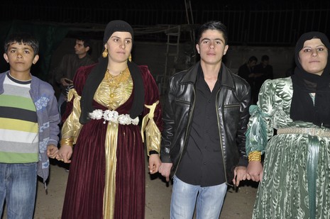 Yüksekova'da 06.07.11.2010 tarihleri arasında evlenen çiftleri sizler için sayfamıza taşıdık. Yüksekova Güncel olarak tüm çiftlerimize mutluluklar dileriz